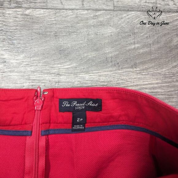 J. Crew Petite The Pencil Skirt Size 2P - Picture 2 of 5